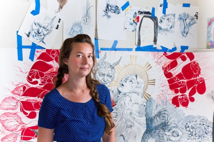 Helen_07_portrait Visual Artist Helen Bayly